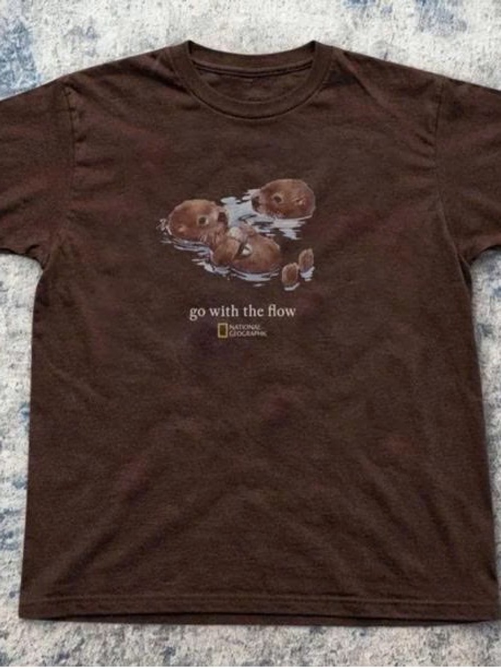 Otter 'Go With The Flow' Graphic Tee - Picture 1 of 3